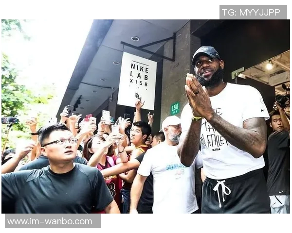 塞利称詹姆斯球衣销量20年稳居前五他是NBA与中国的桥梁与纽带